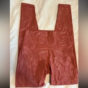 Lululemon wunder under leggings